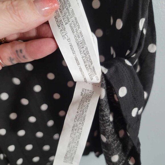 Zara W&B collection Black with white polka dot tank top - Picture 4 of 8